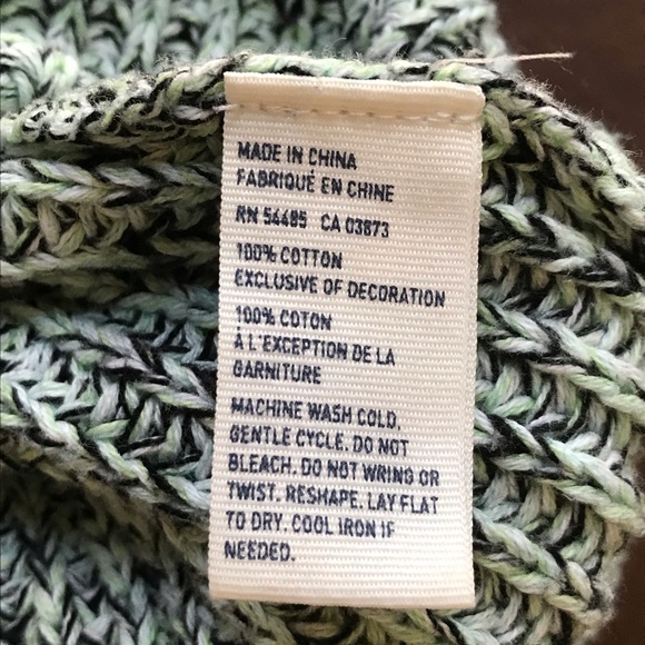 American Eagle Sweater - Picture 3 of 3